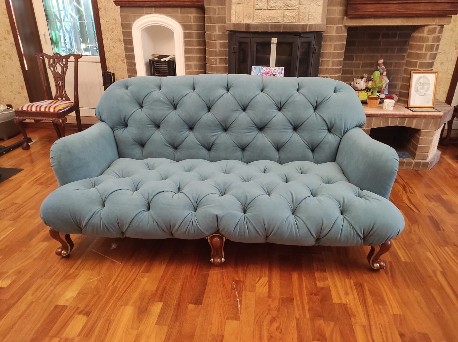 Перетяжка дивана. Михайлов